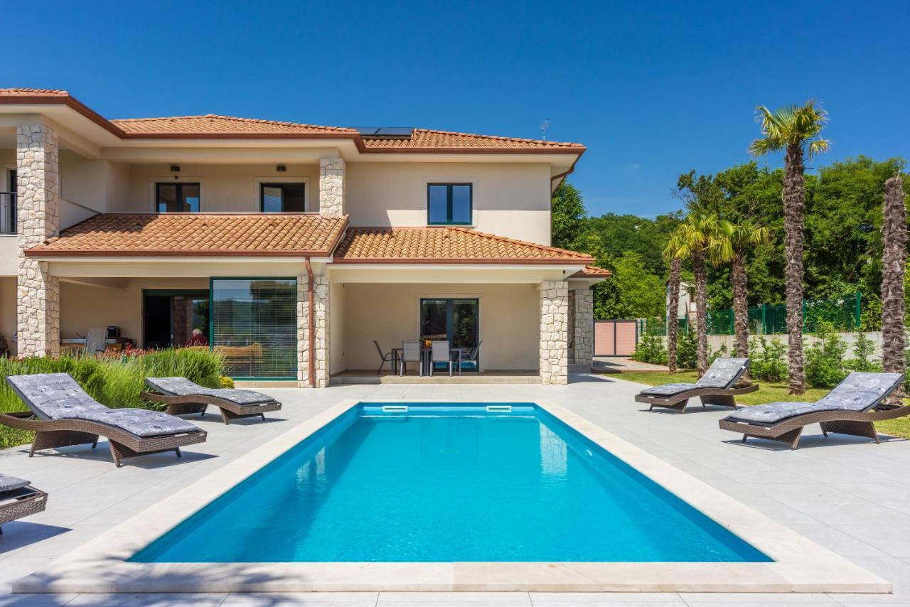 Villa Palma With Heated Private Pool Podhum المظهر الخارجي الصورة