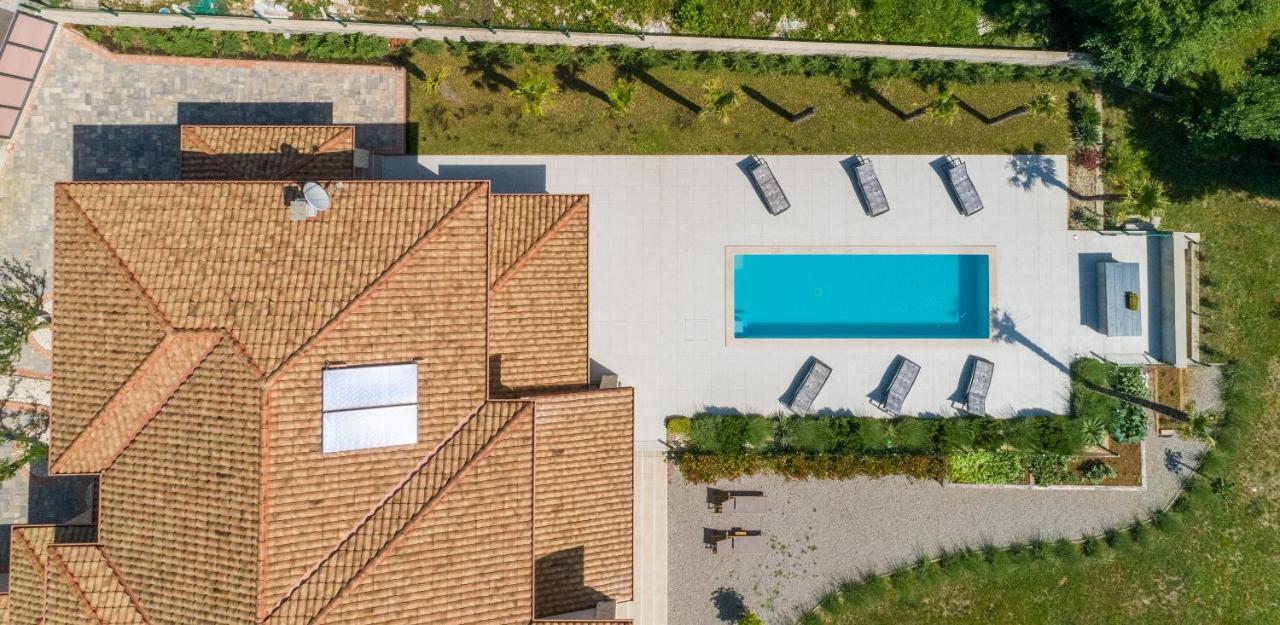 Villa Palma With Heated Private Pool Podhum المظهر الخارجي الصورة