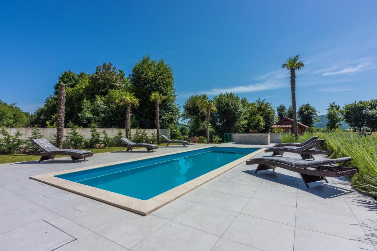 Villa Palma With Heated Private Pool Podhum المظهر الخارجي الصورة